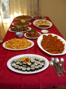 Food catering 1 225x300 - Catering for a Party? Best Food Ideas to Please Your Guests